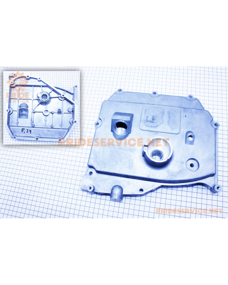 Кришка блока двигуна права (з боку заводного важеля), 8отв., алюміній R190N/195NM