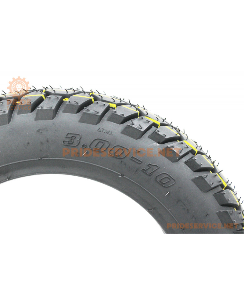 Шина 3,00-10 безкамерна, шипована DX-032