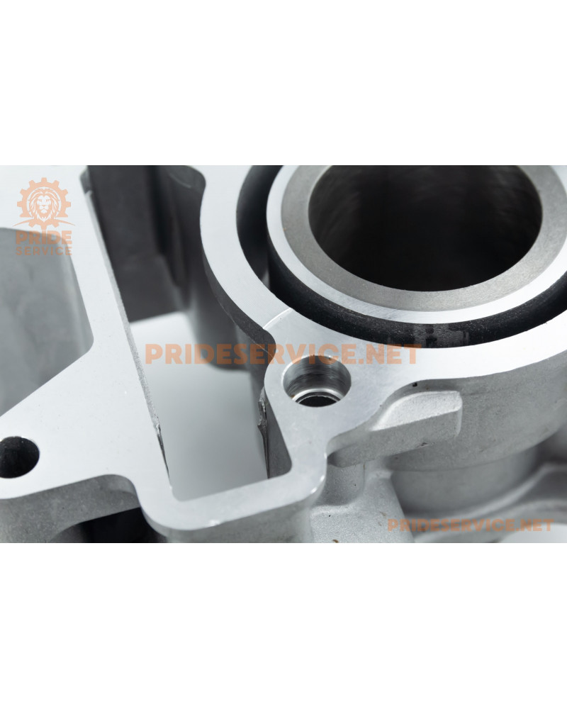 Циліндр к-кт (цпг) Yamaha SA36J/VINO/GEAR 4T 49cc-38мм (палець 10мм), водяне охолодження, синя коробка (пошкодження поверхні див. фото)